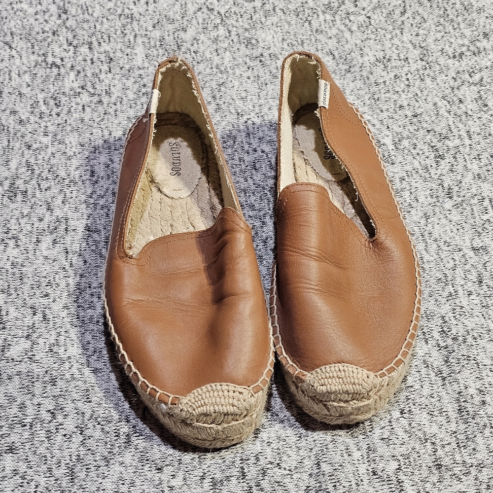 Soludos Tan Loafers sz 10